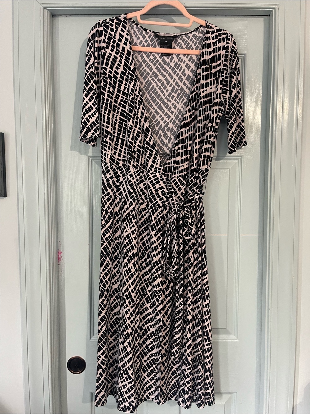 Jones New York Black and White Geometric Wrap Dress